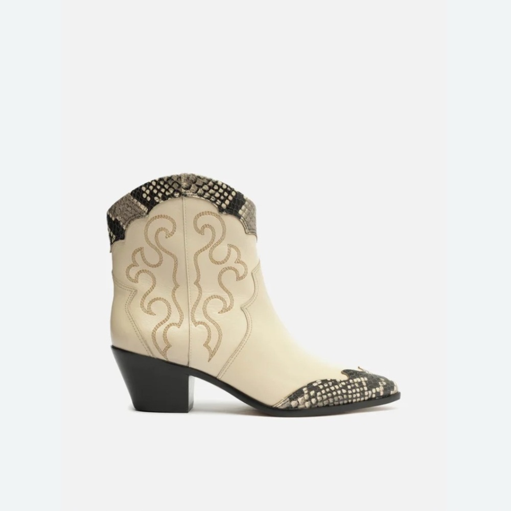 Arezzo Off-White Leather Ankle Cowboy Boots With Western Embroidery Size 7.5-8